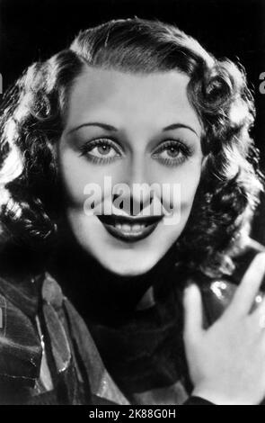 Ann Dvorak attrice 01 maggio 1937 **AVVERTENZA** questa fotografia è solo per uso editoriale ed è copyright della Film Company e/o del fotografo assegnato dalla Film o dalla Production Company e può essere riprodotta solo da pubblicazioni in concomitanza con la promozione del film di cui sopra. È richiesto un credito obbligatorio alla società cinematografica. Il fotografo deve essere accreditato anche quando è noto. Nessun uso commerciale può essere concesso senza autorizzazione scritta da parte della Film Company. Foto Stock