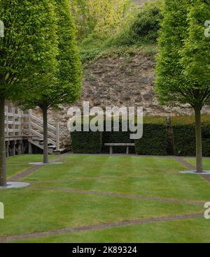 Giardino medievale del Palazzo Vescovile Lincoln Foto Stock