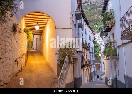 Via José Salcedo Cano, in Cazorla, provincia di Jaen, in Andalusia, Spagna. Foto Stock