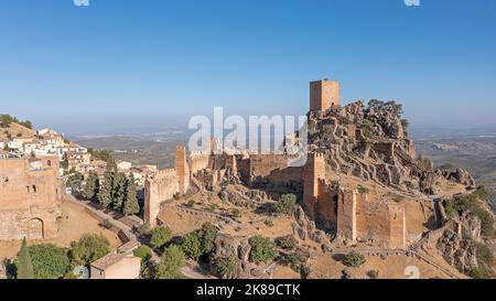 Rovine del castello, a la Iruela, Sierra de Cazorla, Andalusia, Spagna Foto Stock