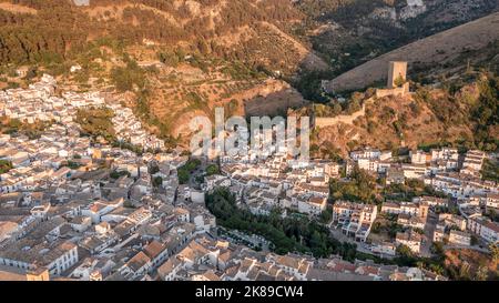 Cazorla, comune situato nella provincia di Jaen, in Andalusia, Spagna. Si trova nella regione della Sierra de Cazorla Foto Stock