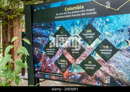 Bogota Colombia, Engativa Calle 63 Jardin Botanico de Bogota¡ Jose Celestino Mutis Giardino Botanico, 9 segno segni poster poster informazioni norma pulita Foto Stock