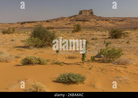 L'edificio della Sala del Trono della vecchia città deserta di Dongola, Sudan Foto Stock