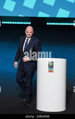 Auckland, Nuova Zelanda. 22nd Ott 2022. Il presidente della FIFA Gianni Infantino reagisce durante la cerimonia di estrazione per la Coppa del mondo di Donne FIFA 2023 ad Auckland, Nuova Zelanda, 22 ottobre 2022. Credit: Guo Lei/Xinhua/Alamy Live News Foto Stock