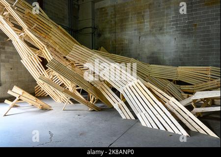 Wood Art Named Confluence by Striped Canary, Toronto, Canada Foto Stock