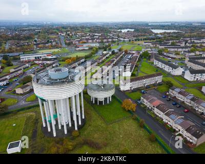 Veduta aerea della tenuta di alloggi a Garthamlock a Glasgow, Scozia, Regno Unito Foto Stock