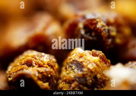 Primo piano estremo di pane di ape. Messa a fuoco selettiva. Profondità di campo poco profonda Foto Stock