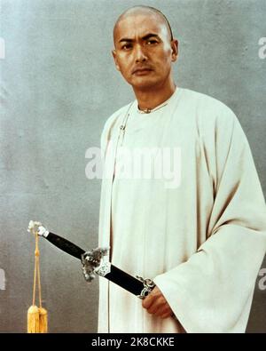 Chow Yun-Fat Film: Tiger accovacciata, Drago nascosto (WO hu cang Long) Tw/CHN/HK/USA 2000, regista: Ang Lee 18 maggio 2000 **AVVERTENZA** questa fotografia è solo per uso editoriale ed è copyright di SONY e/o del fotografo assegnato dalla Film o Production Company e può essere riprodotta solo da pubblicazioni in concomitanza con la promozione del film di cui sopra. È richiesto un credito obbligatorio a SONY. Il fotografo deve essere accreditato anche quando è noto. Nessun uso commerciale può essere concesso senza autorizzazione scritta da parte della Film Company. Foto Stock