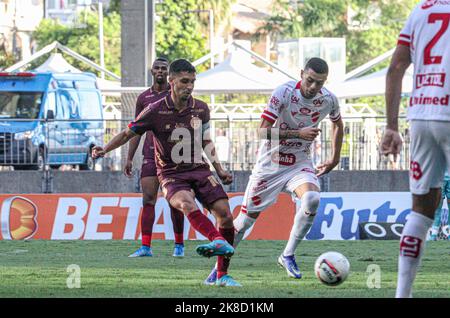 Salvador, Brasile. 22nd Ott 2022. Nella foto, il gioco tra Bahia x Vila Nova, Campeonato Brasileiro Serie B 2022, tenuto a Estádio da Arena Fonte Nova, a Salvador (BA), questo Sabato (22). Credit: Márcio Roberto/FotoArena/Alamy Live News Foto Stock