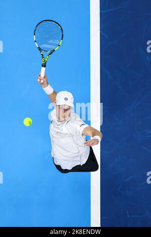 L'olandese Tallon Griekspoor ha mostrato in azione durante la partita finale maschile tra la coppia olandese Griekspoor - Van de Zandschulp e la coppia indiano-olandese Bopanna - Middelkoop, al torneo europeo di tennis Open ATP, ad Anversa, domenica 23 ottobre 2022. FOTO DI BELGA DAVID PINTENS Foto Stock