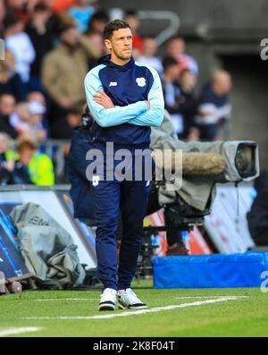 Swansea, Galles, Regno Unito. 23rd ottobre 2022; Swansea.com° stadio, Swansea, Galles; calcio da campionato, Swansea contro Cardiff; Mark Hudson Interim Manager di Cardiff City Credit: Action Plus Sports Images/Alamy Live News Credit: Action Plus Sports Images/Alamy Live News Foto Stock