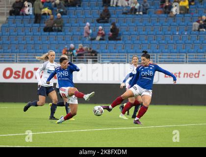 Oslo, Norvegia. 23rd Ott 2022. Oslo, Norvegia, 23rd 2022 ottobre: Durante il gioco di gioco a Toppserien tra Valerenga e Stabaek all'Intility Arena di Oslo, Norvegia (Ane Frosaker/SPP) Credit: SPP Sport Press Photo. /Alamy Live News Foto Stock