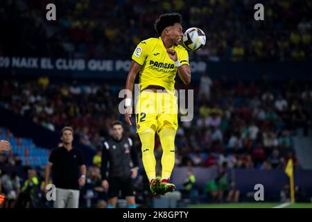 Valencia, Spagna, 23 ottobre 2022. Johan Mojica di Villarreal Durante la partita spagnola la Liga Santander tra Villarreal CF e UD Almeria allo stadio Ciutat de Valencia. Foto di Jose Miguel Fernandez /Alamy Live News ) Foto Stock