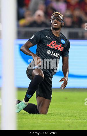 Stadio Olimpico, Roma, Italia. 23rd Ott 2022. Serie A League 2022 2023 Football Match, Roma contro Napoli; Victor Osimhen di SSC Napoli Credit: Action Plus Sports/Alamy Live News Foto Stock