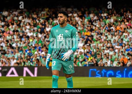 SIVIGLIA, SPAGNA - 23 OTTOBRE: Rui Silva di Real Betis Balompie durante la partita tra Real Betis Balompie e Atletico de Madrid CF di la Liga Santander il 27 agosto 2022 a Mestalla a Valencia, Spagna. (Foto di Samuel Carreño/PxImages) Foto Stock