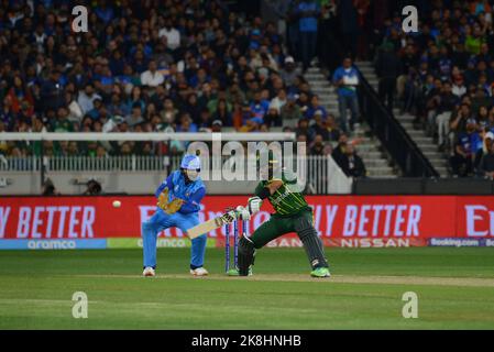 Melbourne, Victoria, Pakistan. 23rd Ott 2022. Una veduta della partita di cricket tra Pakistan e India al Melbourne Cricket Ground (MCG) durante la Coppa del mondo maschile Twenty20 ICC 2022 in Australia. L'India vince la partita con 4 wickets. (Credit Image: © Rana Sajid Hussain/Pacific Press via ZUMA Press Wire) Foto Stock