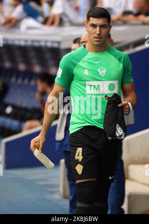 Sabadell, Barcellona, Spagna. 23rd Ott 2022. Barcellona Spagna 23.10.2022 Diego Gonzalez (Elche CF) guarda durante la Liga Santander tra Espanyol e Elche CF allo stadio RCDE il 23 ottobre 2022 a Barcellona. (Credit Image: © Xavi Urgeles/ZUMA Press Wire) Foto Stock