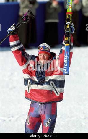 Hafjell 19940225. Olimpiadi invernali a Lillehammer Lasse Kjus vince la combinazione alpina. Grazie nella zona obiettivo, Foto: Pål Hansen / NTB Foto Stock