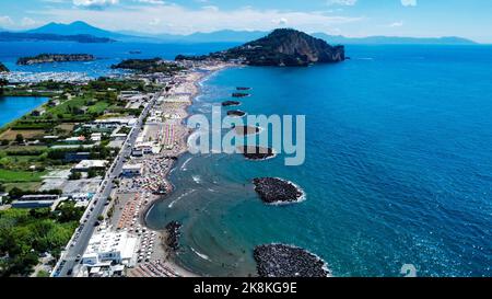 vista incredibile sulla spiaggia di Miseno e Miliscola Foto Stock