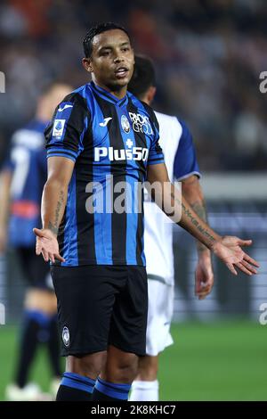 Luis Muriel di Atalanta BC gesta durante la Serie Una partita tra Atalanta BC e SS Lazio allo Stadio Gewiss il 23 ottobre 2022 a Bergamo. Foto Stock