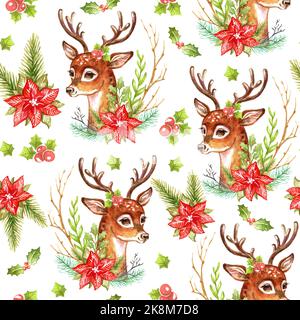 Teste senza cuciture modello di cervi e piante di Natale. Illustrazione disegnata a mano in acquerello per Natale e Capodanno. Per le schede di stampa e di progettazione, Foto Stock