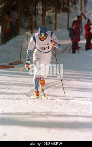 Lillehammer 19940227 Olympic-94, sci di fondo, Birkebeineren Ski Stadium. Mika Myllylä in azione sotto il 5-Mile. Prese argento. Foto: Per Løchen / NTB / NTB Foto Stock
