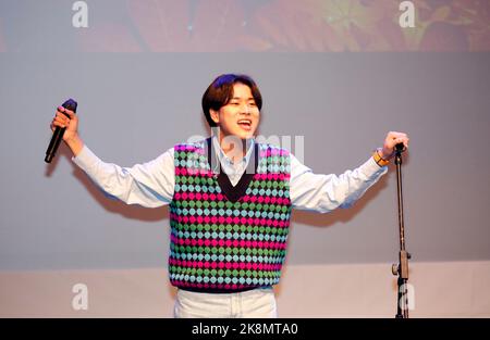 Lee Mu-Jin, 21 ottobre 2022 : la cantante sudcoreana Lee Mu-Jin suona alla cerimonia di apertura del Bucheon International Animation Festival (BIAF) 2022 a Bucheon, ad ovest di Seoul, Corea del Sud. Credit: Lee Jae-won/AFLO/Alamy Live News Foto Stock