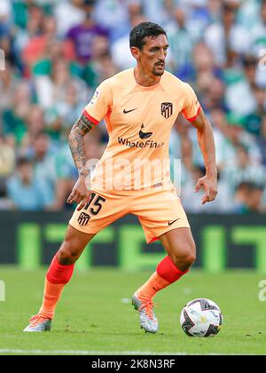 Stefan Savic di Atletico de Madrid durante la partita la Liga tra Real Betis e Atletico de Madrid giocata allo stadio Benito Villamarin il 23 ottobre 2022 a Siviglia, Spagna. (Foto di Antonio Pozo / PRESSIN) Foto Stock