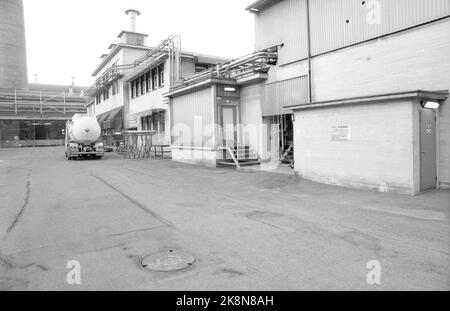 Oslo 19871110: Klorgassfabrikken - Norsk Hydro Porsgrunn, fotografata il 10 novembre 1987. Verranno avviati i lavori per tracciare la portata dell'inquinamento da mercurio che è avvenuto in fabbrica. Foto: Eystein Hanssen / NTB / NTB Foto Stock