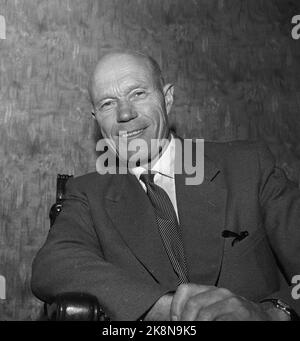 Oslo 195710 autore Tarjei Vesaas, intervista situazione. Foto: Knobelauch / NTB / NTB Foto Stock