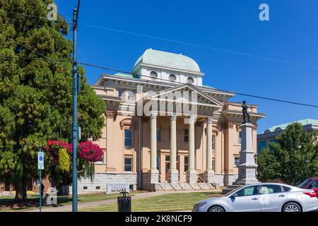 ASHEBORO, North Carolina, USA-26 SETTEMBRE 2022: Tribunale della contea di Randolph, costruito nel 1909. Foto Stock