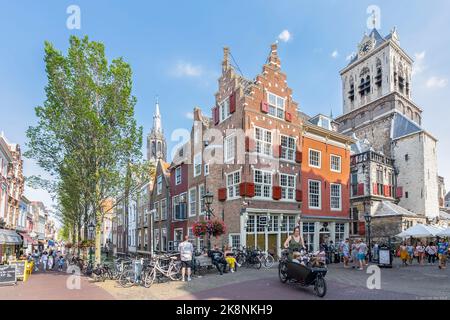 Centro della pittoresca città medievale di Delft, nei Paesi Bassi. Foto Stock