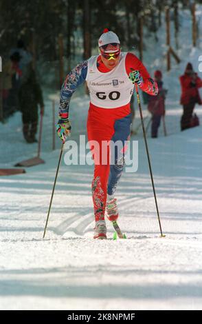 Lillehammer 19940227 Olympic-94, sci di fondo, Birkebeineren Ski Stadium. Erling liscio in azione sotto il 5-Mile. Foto: Per Løchen / NTB / NTB Foto Stock