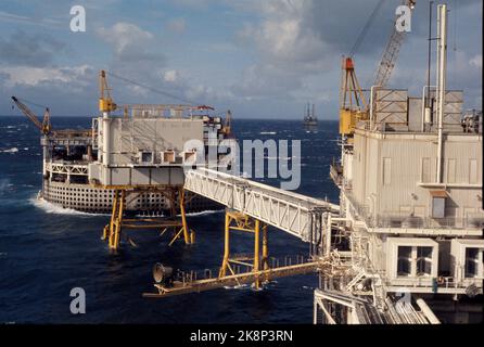 Mare del Nord 19740923 l'industria petrolifera. Il Centro Ekofisk, con la vasca Ekofisk sullo sfondo. Foto: Vena Hammerstad / NTB / NTB Foto Stock