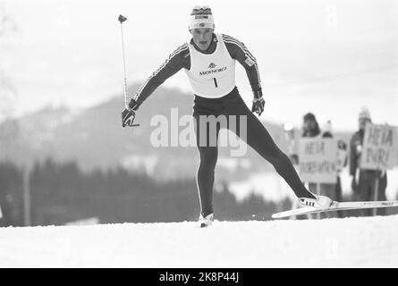 Steinkjer 19870123: Corridore combinato Torbjørn Løkken sotto i 15 km combinati. Ha vinto il trofeo reale durante lo sci NM a Steinkjer. Foto: Per Løchen NTB / NTB Foto Stock