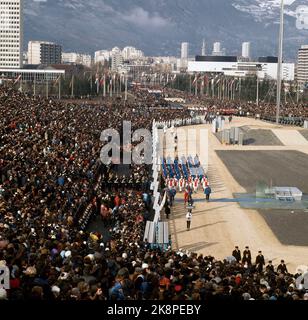 Grenoble, Francia 196802 Olimpiadi invernali a Grenoble. Dalla cerimonia di apertura. La squadra norvegese si accanire. Foto: NTB, Archivio / NTB Foto Stock