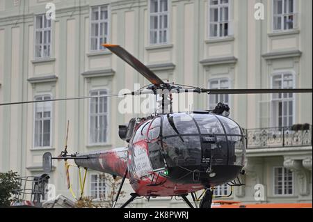 Vienna, Austria. 24th Ott 2022. Preparazione dello spettacolo dell'esercito federale austriaco (Bundesheer) in Piazza degli Eroi a Vienna Foto Stock