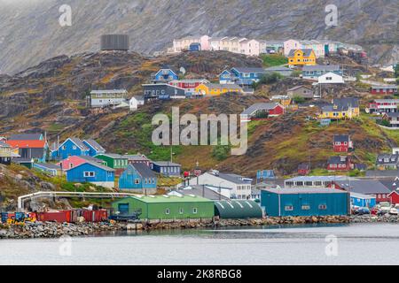 Città di Qaqortog, comune di Kujalleq, Groenlandia, Regno di Danimarca Foto Stock