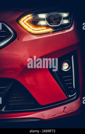 Kia Pro Ceed in colore rosso Foto Stock