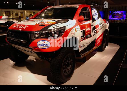 Toyota Gazoo Racing Toyota Hilux 2020 Dakar rally auto guidata da Fernando Alonso e Marc Coma nel Museo e circuito di Oviedo Asturias Spagna Foto Stock