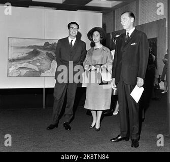 Oslo 19650616 la coppia reale belga la regina Fabiola e il re Baudouin in visita ufficiale / visita di stato in Norvegia. Qui i due insieme durante una visita al Museo Munch. Th. Direttore Johan H. Langaard. Foto: / NTB / NTB Foto Stock