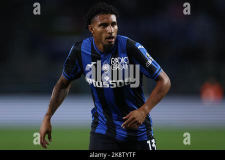 Bergamo, Italia, 23rd ottobre 2022. Ederson di Atalanta durante la Serie A match allo Stadio Gewiss di Bergamo. L'immagine di credito dovrebbe essere: Jonathan Moskrop / Sportimage Foto Stock