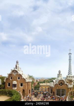 Famoso parco pubblico chiamato Park Guell (progettato da Antoni Gaudi) situato a Carmel Hill a Barcellona, Spagna Foto Stock