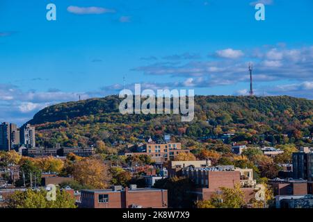 Montreal, CA - 10 ottobre 2022: Vista del Monte reale montagna in stagione autunnale Foto Stock