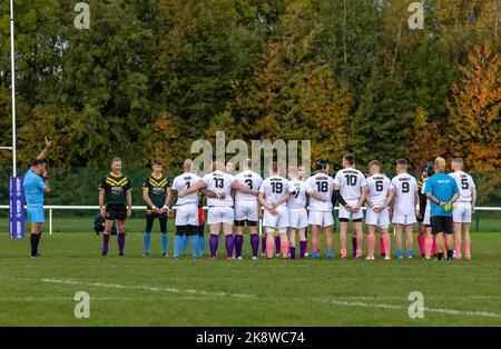 Un silenzio di 13 secondi per la campagna 'Tackle IT' alla Physical Disability Rugby League World Cup di Victoria Park, Warrington 2022 Foto Stock