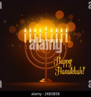 Happy Hanukkah biglietto di auguri vettore con realistico menorah lampada ebraica con candele, scintille, effetto bokeh. Ebraismo religione Festival di luci candelabro d'oro. Hanukkah vacanza candelabro Illustrazione Vettoriale