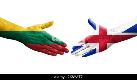 Stretta di mano tra Gran Bretagna e Lituania bandiere dipinte a mano, immagine trasparente isolata. Foto Stock