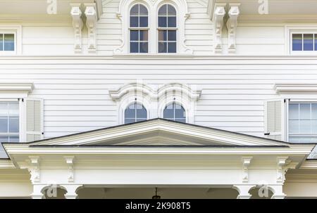 immagine dettagliata della facciata di una vecchia casa del porto di sag Foto Stock