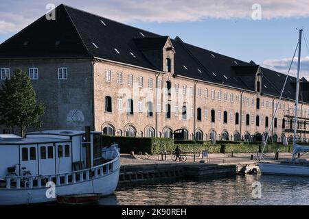 Copenhagen, Danimarca - Settembre 2022: Edificio storico in mattoni Danesi del Centro CITA per l'Information Technology e l'architettura a Christianshavns Foto Stock