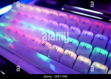 La retroilluminazione RBG per la tastiera del computer portatile Foto Stock